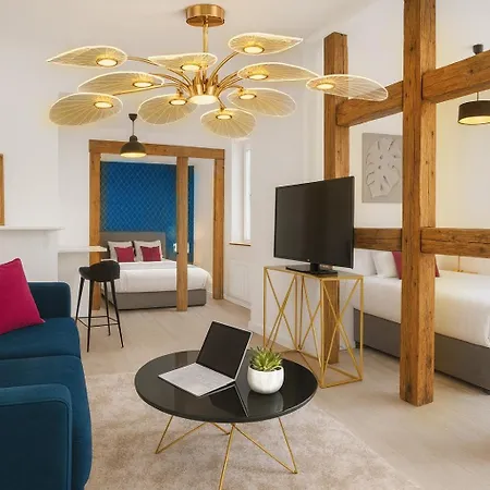 Daire Life Renaissance - New Concept - Place Kleber *