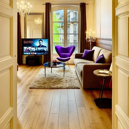 Life Renaissance - New Concept - Place Kleber *