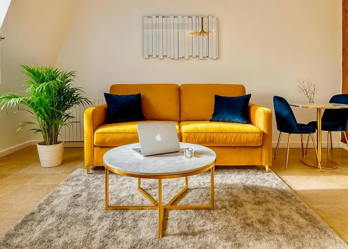 Life Renaissance - New Concept - Place Kleber *