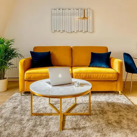 Life Renaissance - New Concept - Place Kleber *